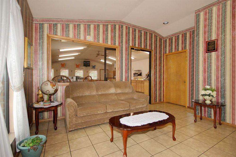 Oak Hill Inn And Suites Талеква Екстер'єр фото