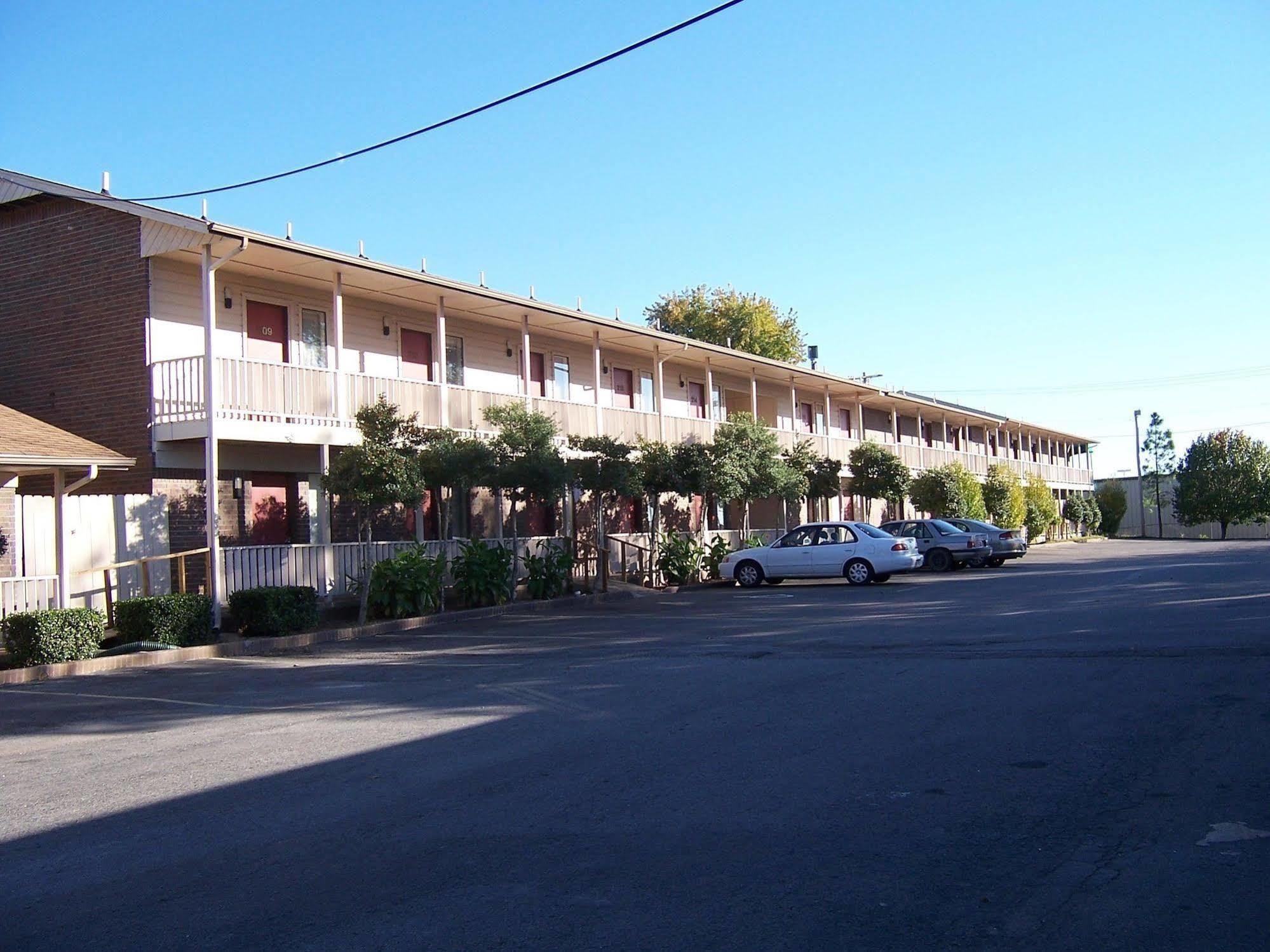 Oak Hill Inn And Suites Талеква Екстер'єр фото