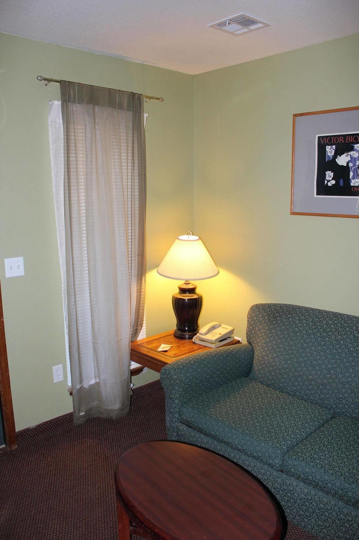 Oak Hill Inn And Suites Талеква Екстер'єр фото